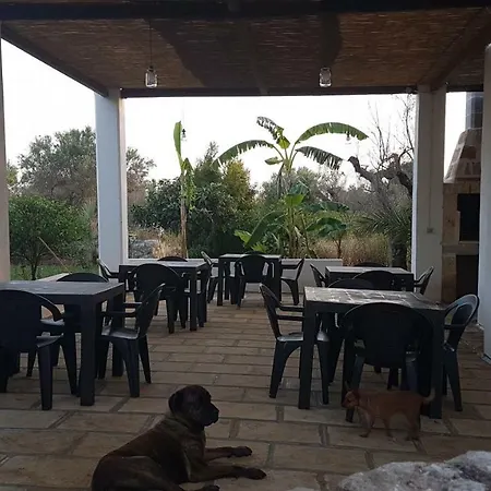 Tenuta Artanisi بيت للعطل أُجينتو