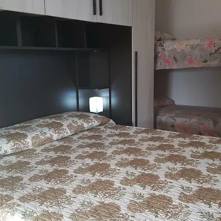 Tenuta Artanisi بيت للعطل
